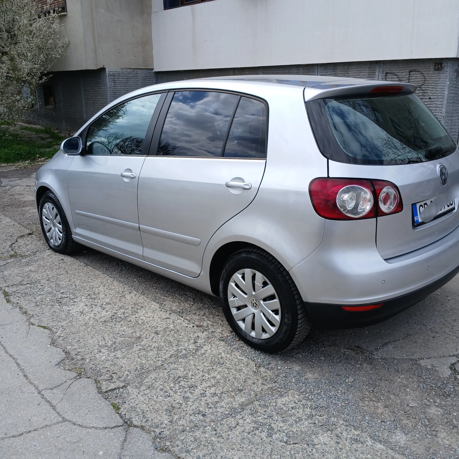 VW Golf Plus АВТОМАТИК , снимка 10 - Автомобили и джипове - 54481835