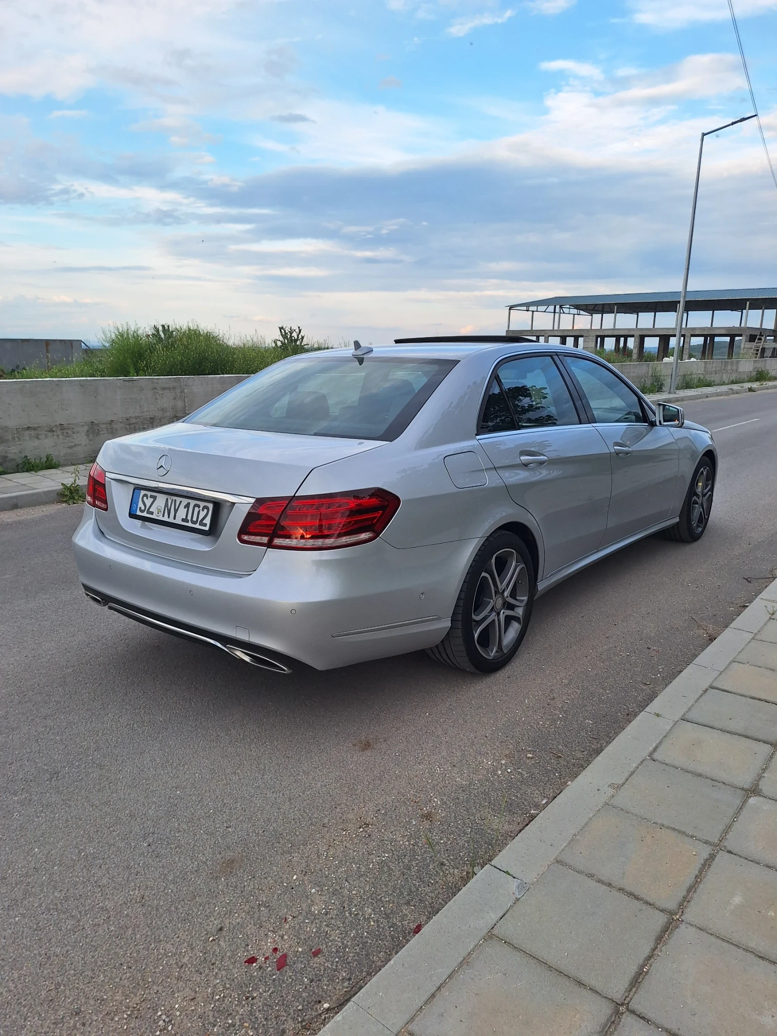 Mercedes-Benz E 350 3.5 CDI 9G-tronic Avantgarde EVRO6 УНИКАТ!!!, снимка 4 - Автомобили и джипове - 54495179