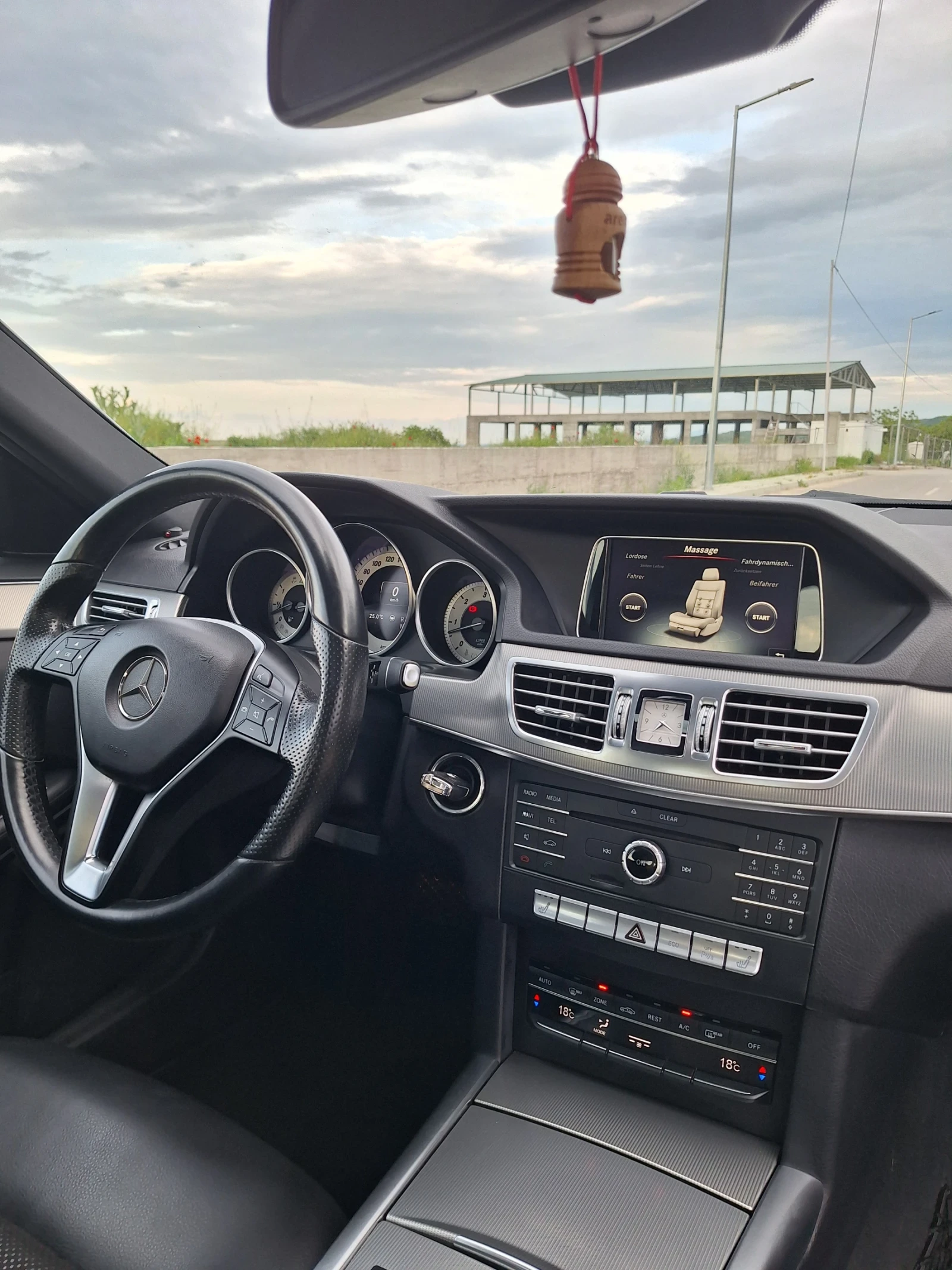 Mercedes-Benz E 350 3.5 CDI 9G-tronic Avantgarde EVRO6 УНИКАТ!!!, снимка 9 - Автомобили и джипове - 54495179