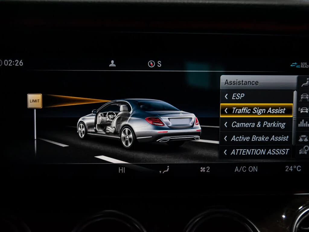 Mercedes-Benz E 450 2019 Mercedes-Benz E-Class E 450 4MATIC Sedan AWD | Mobile.bg � ����������� 12