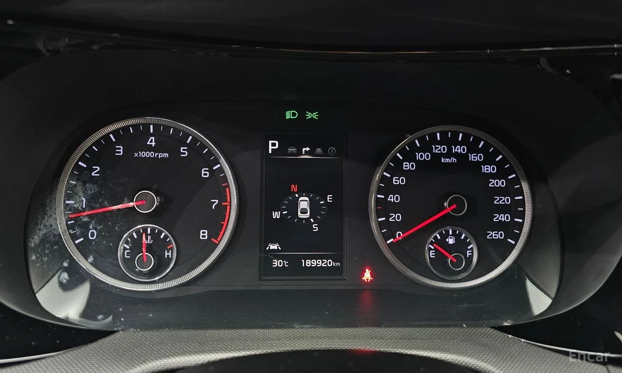 Kia K5 2.0 Prestige* ПОДГРЕВ* ОБДУХВАНЕ* КРАЙНА ЦЕНА* , снимка 9 - Автомобили и джипове - 54712371