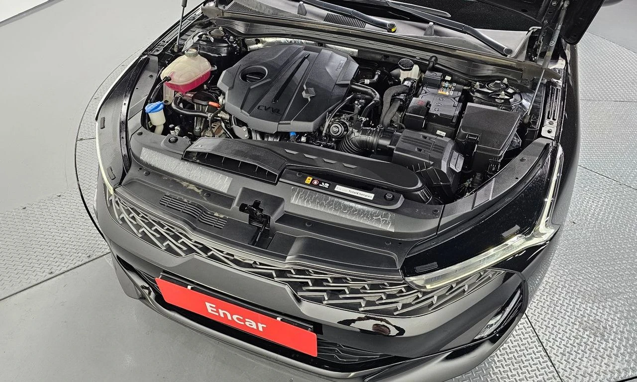 Kia K5 2.0 Prestige* ПОДГРЕВ* ОБДУХВАНЕ* КРАЙНА ЦЕНА* , снимка 16 - Автомобили и джипове - 54712371