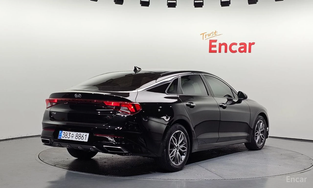 Kia K5 2.0 Prestige* ПОДГРЕВ* ОБДУХВАНЕ* КРАЙНА ЦЕНА* , снимка 3 - Автомобили и джипове - 54712371