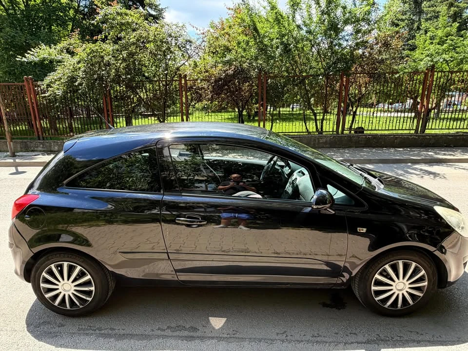 Opel Corsa, снимка 4 - Автомобили и джипове - 54755310
