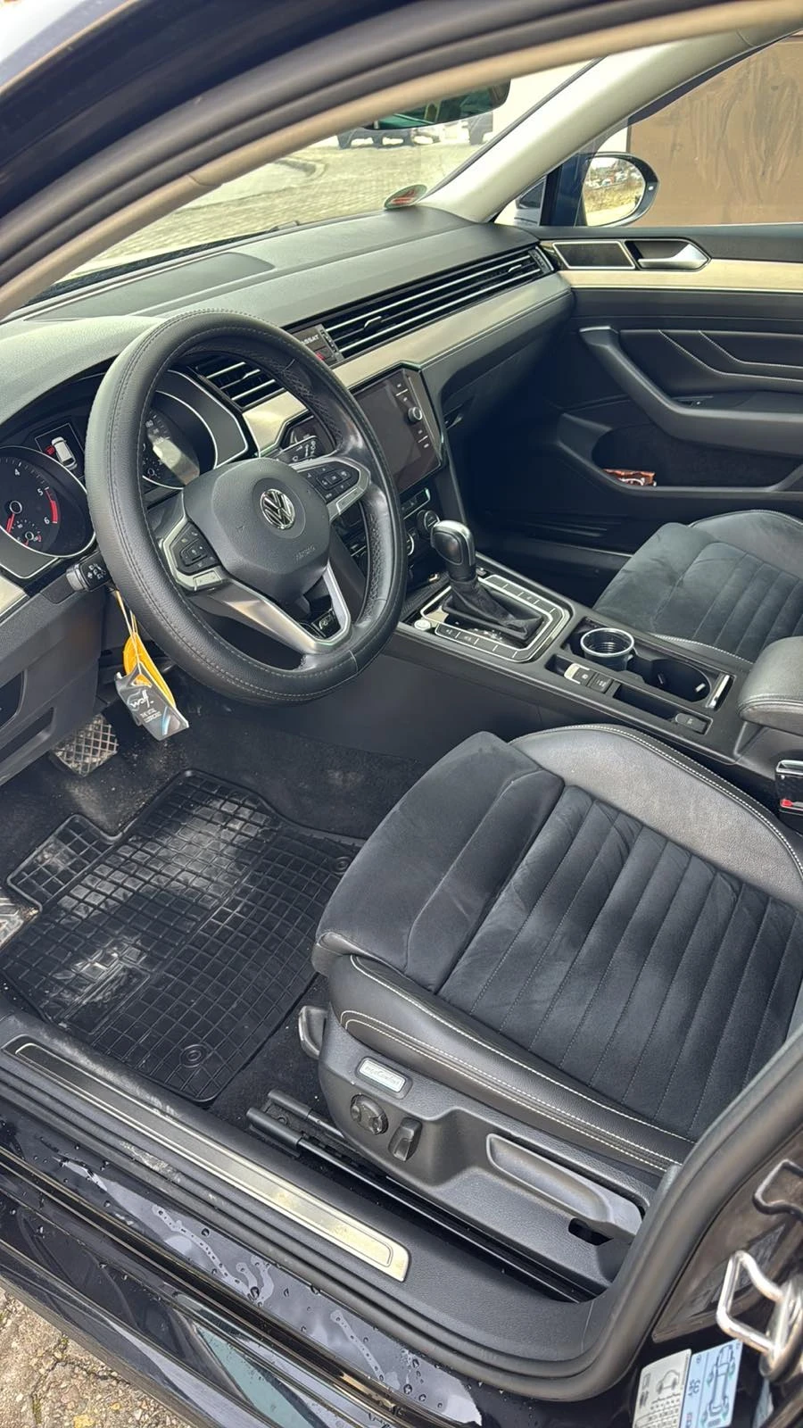 VW Passat, снимка 14 - Автомобили и джипове - 54801226