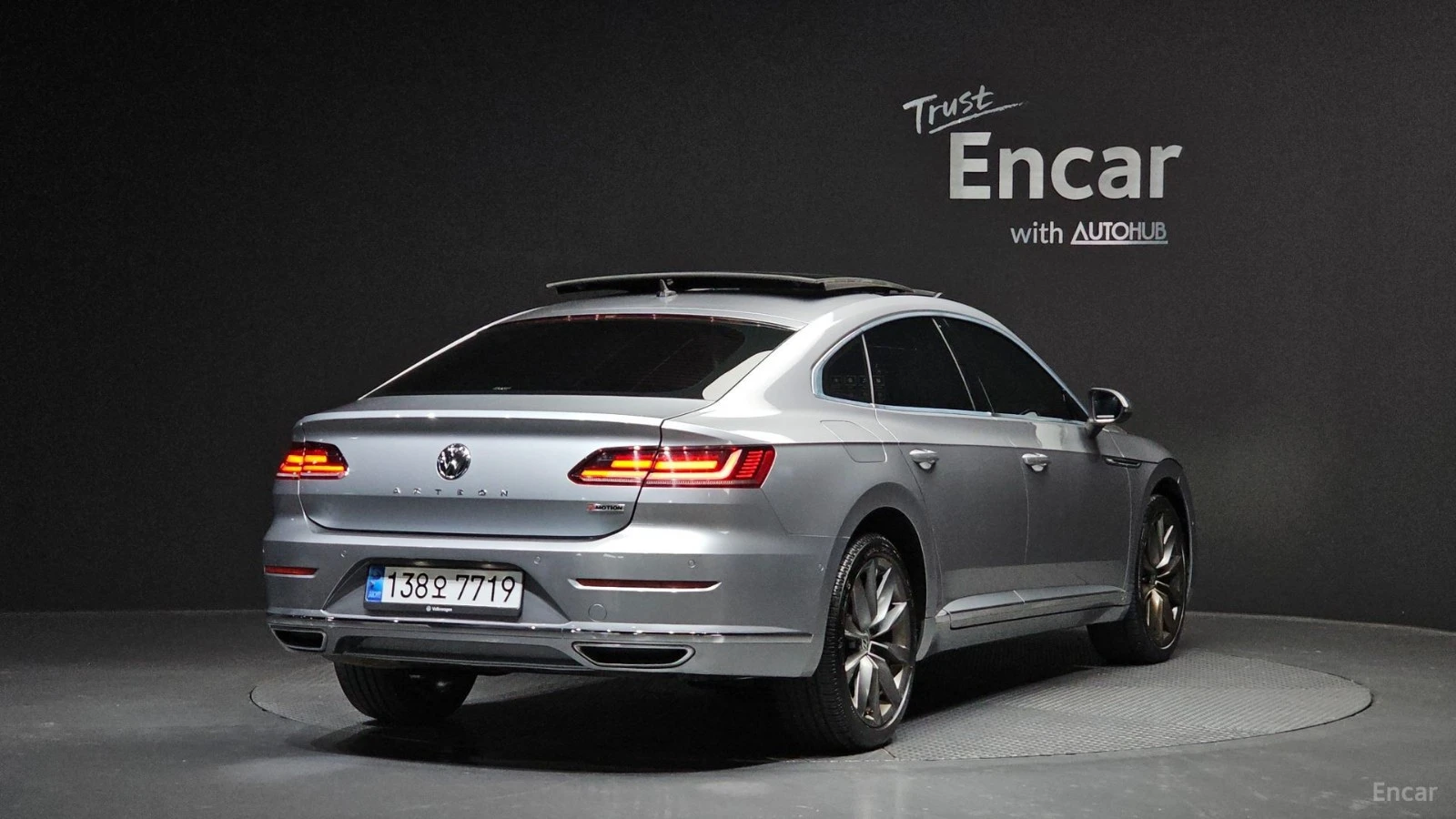VW Arteon 4X4* PRESTIGE* ОБДУХВАНЕ* МОНИТОРИ* 360 КАМЕРА* , снимка 2 - Автомобили и джипове - 55586704