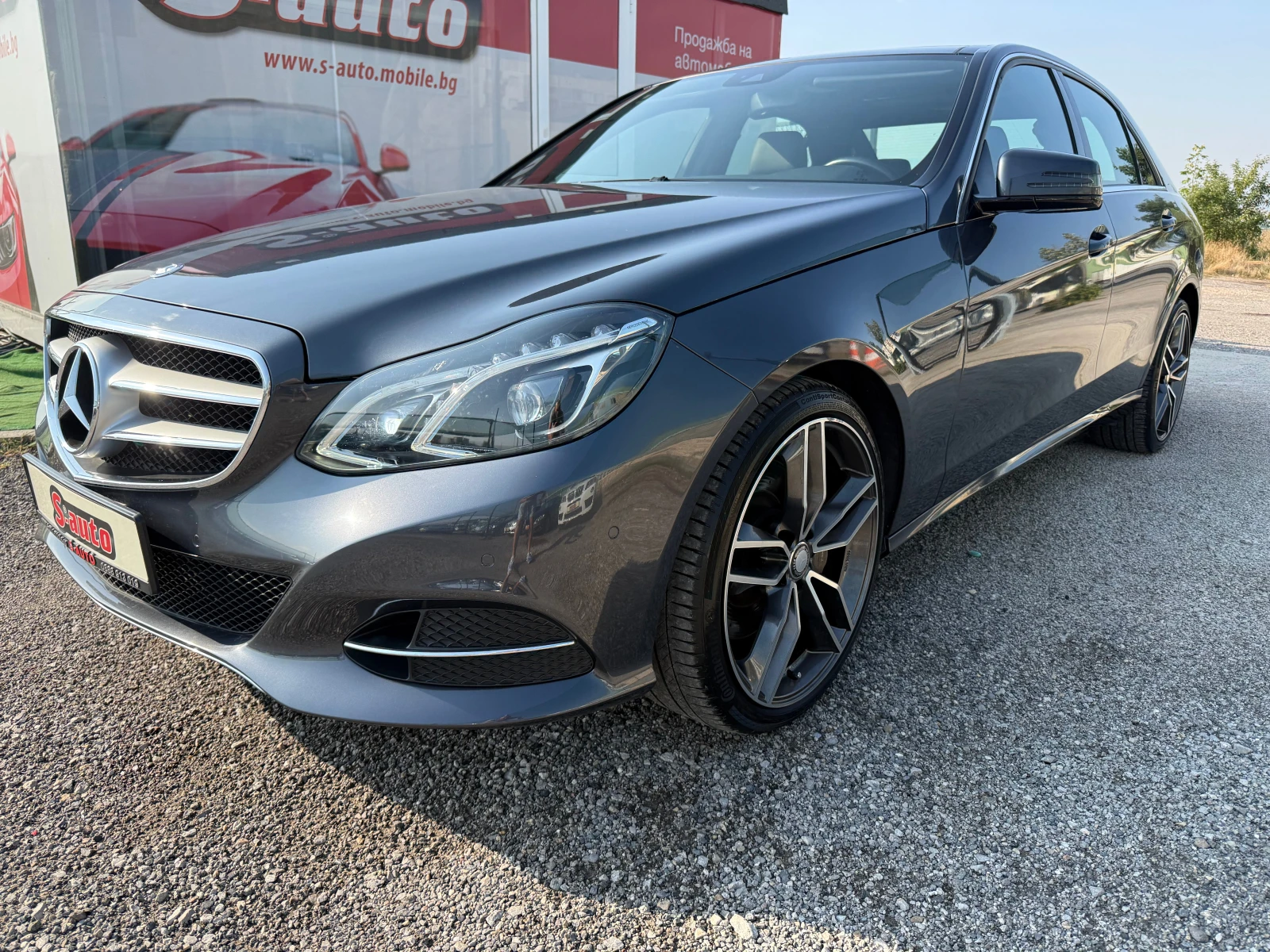 Mercedes-Benz E 350 4MATIC 124Х.КМ.AVANTGARDE* ПАНОРАМА* ПОДГРЕВ* КОЖА