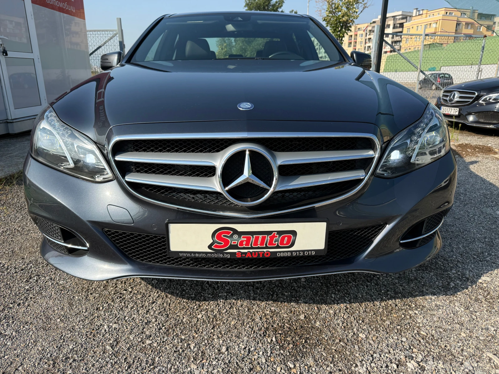 Mercedes-Benz E 350 4MATIC 124Х.КМ.AVANTGARDE* ПАНОРАМА* ПОДГРЕВ* КОЖА, снимка 2 - Автомобили и джипове - 55809116