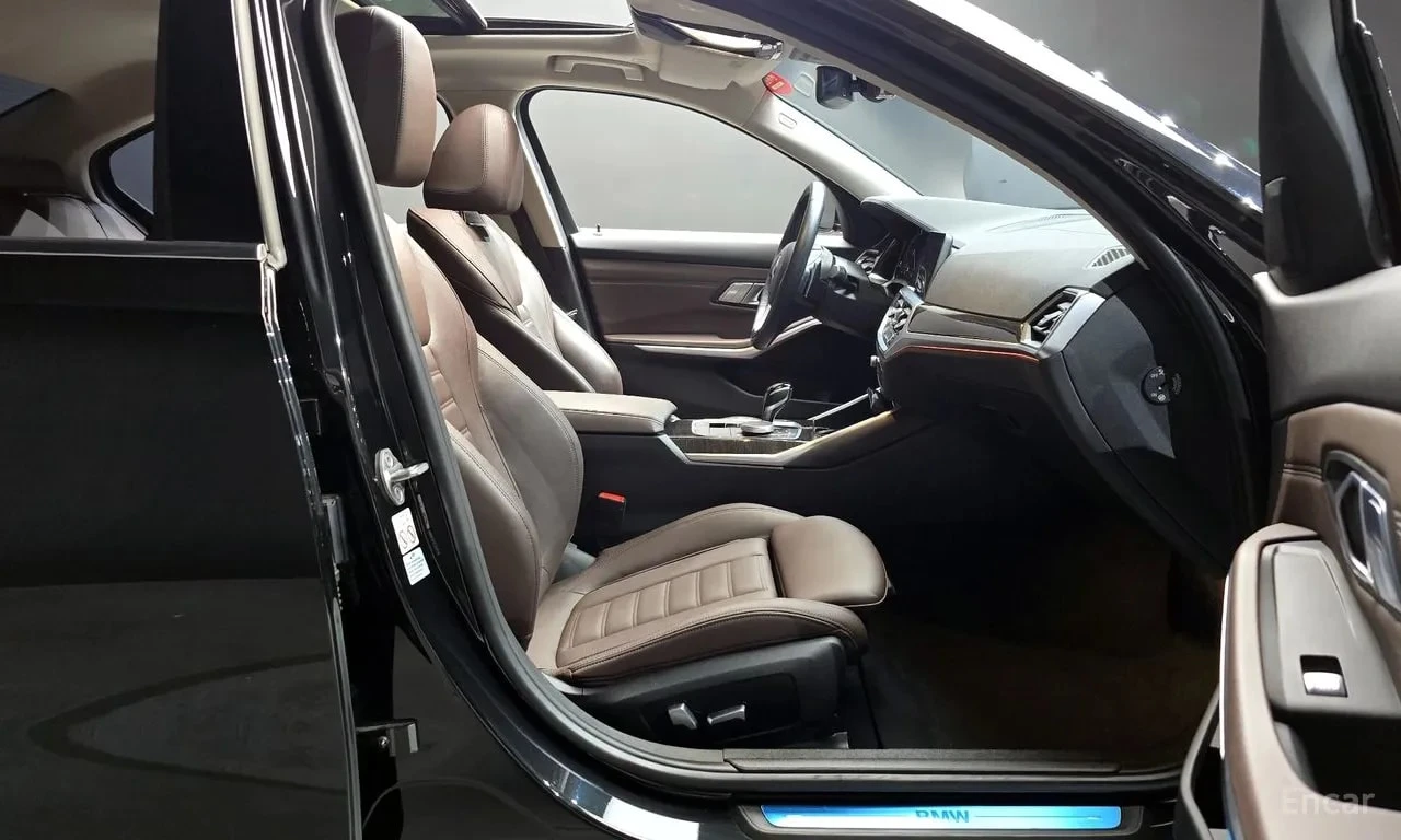 BMW 320 320i Luxury * OПЦИЯ ЗА ФИНАНСИРАНЕ, снимка 11 - Автомобили и джипове - 56115250