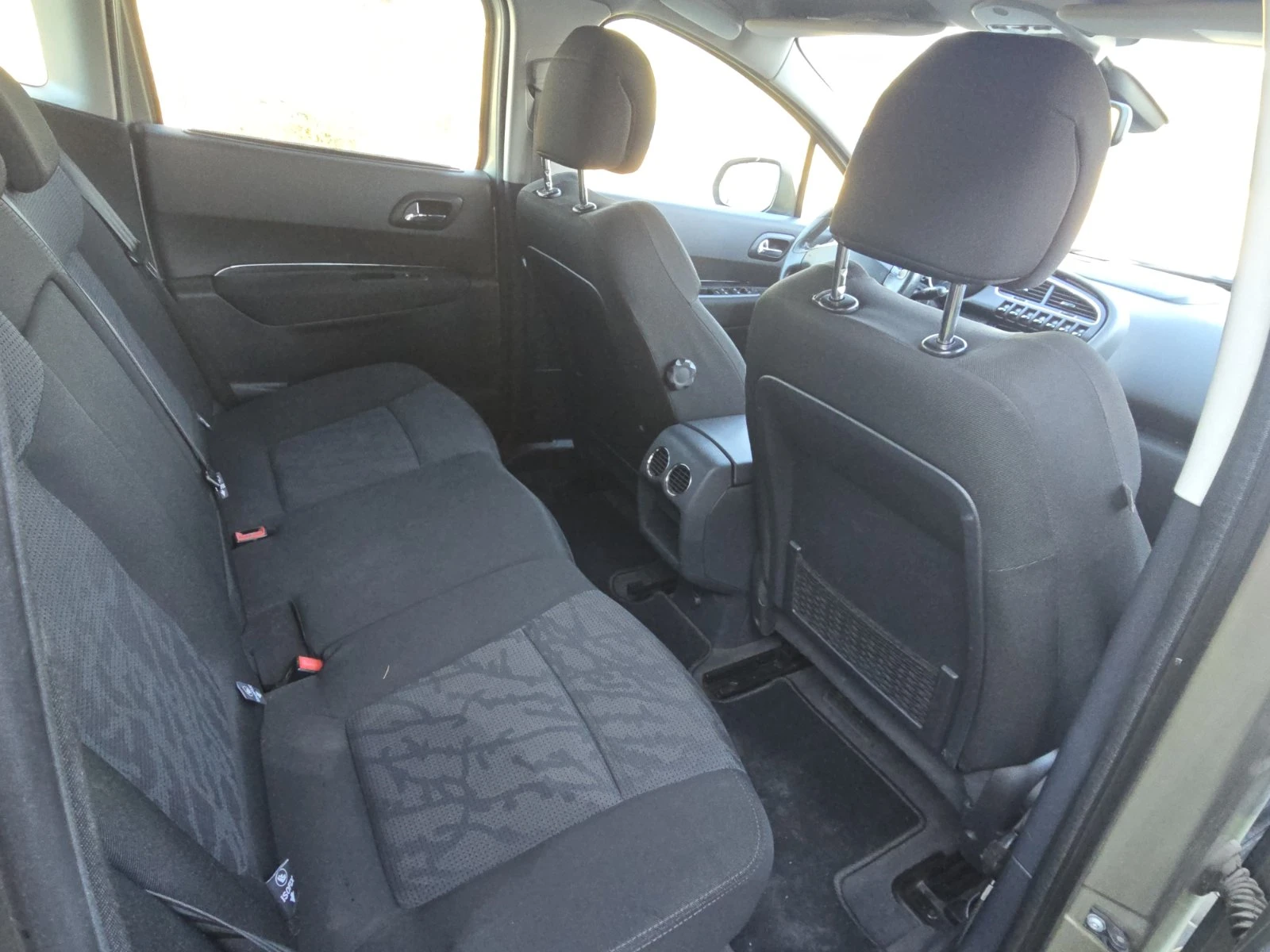Peugeot 3008, снимка 13 - Автомобили и джипове - 56260366