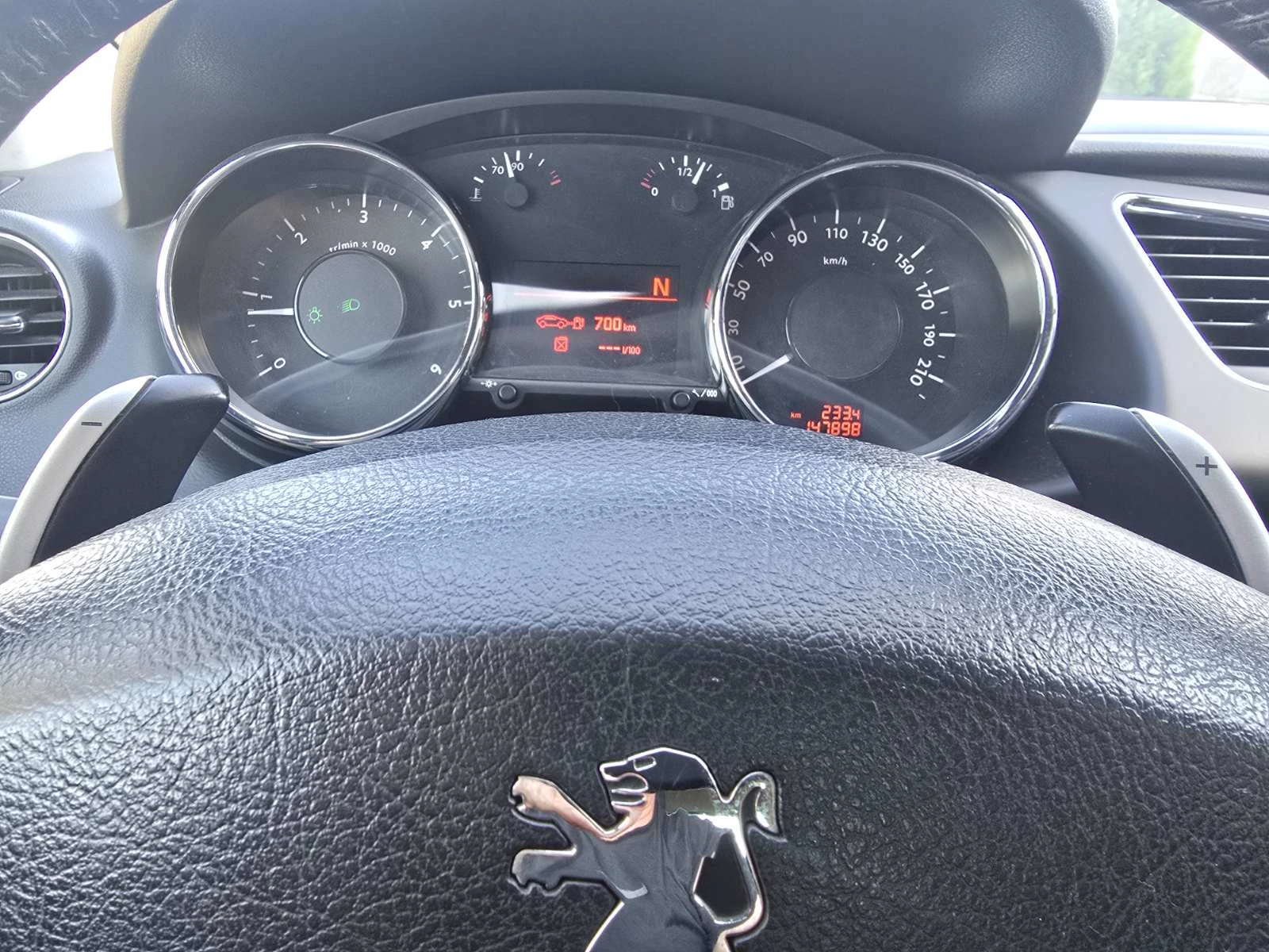 Peugeot 3008, снимка 9 - Автомобили и джипове - 56260366