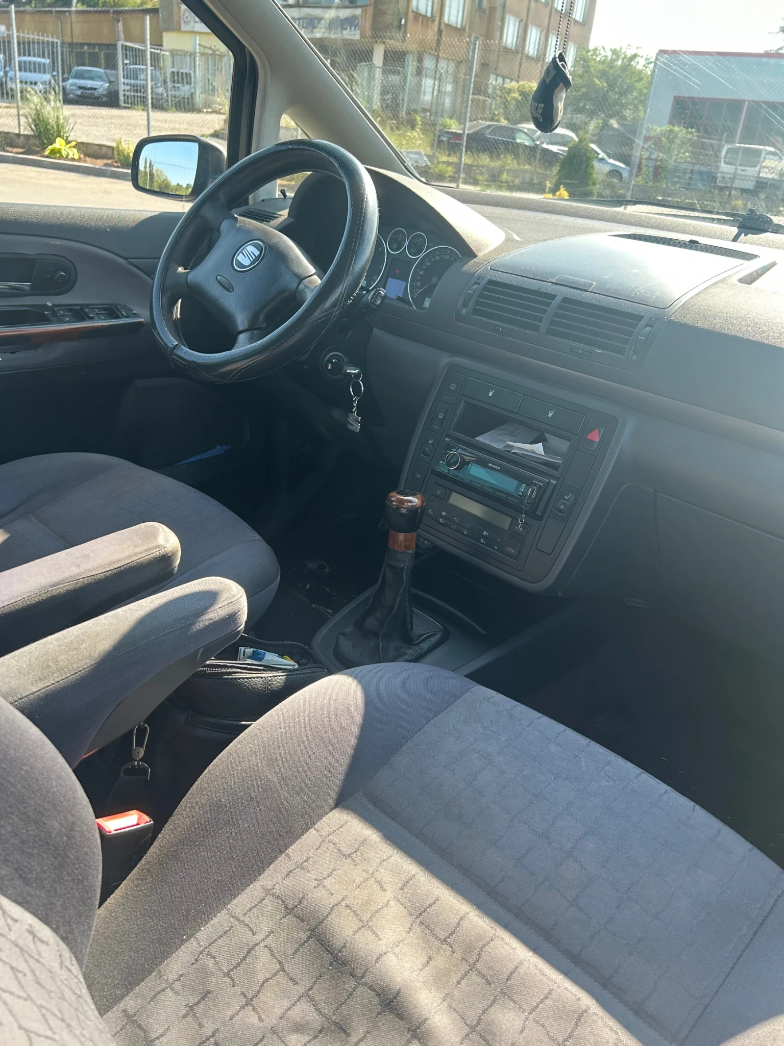 Seat Alhambra, снимка 11 - Автомобили и джипове - 56329772