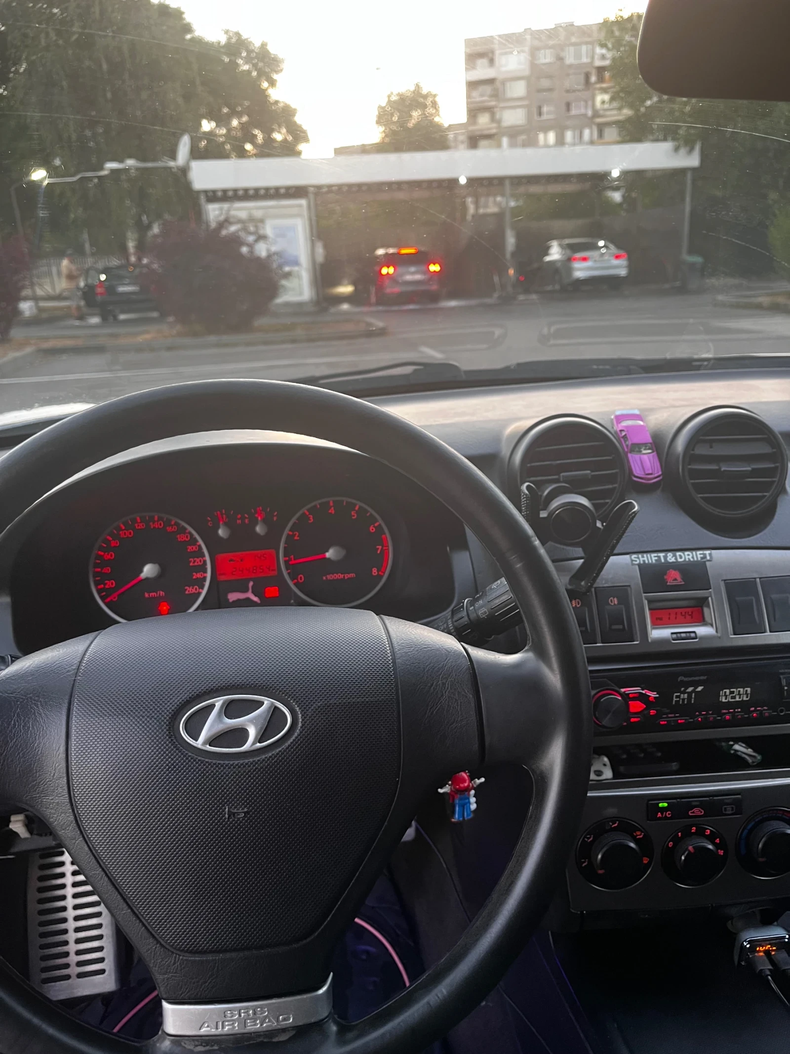 Hyundai Coupe, снимка 7 - Автомобили и джипове - 56583481