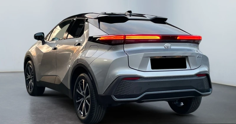 Toyota C-HR 2.0HYBRID* TEAM D* DISTR* KEYLESS* CAMERA, снимка 2 - Автомобили и джипове - 50189356