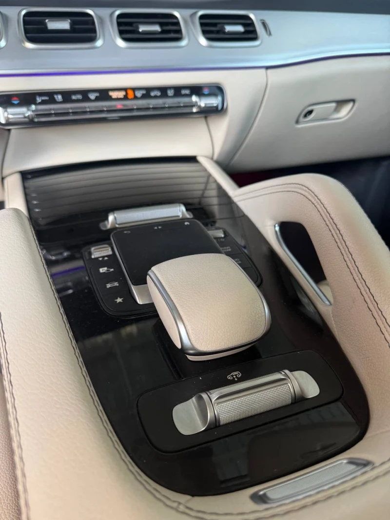 Mercedes-Benz GLE 300d/4-MATIC/PANO/245hp/2.0L/EURO-6B/AIR, снимка 15 - Автомобили и джипове - 52649664