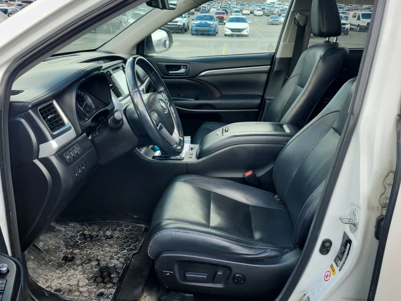 Toyota Highlander LIMITED * * CARFAX * * АВТО КРЕДИТ * * , снимка 5 - Автомобили и джипове - 52773405
