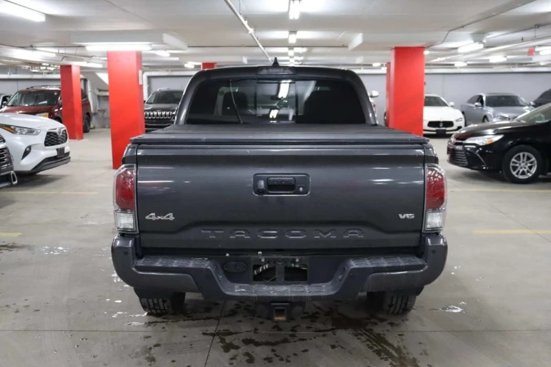 Toyota Tacoma * Limited * CARFAX * БЕЗ ПЪРВОНАЧАЛНА ВНОСКА, снимка 4 - Автомобили и джипове - 53182492