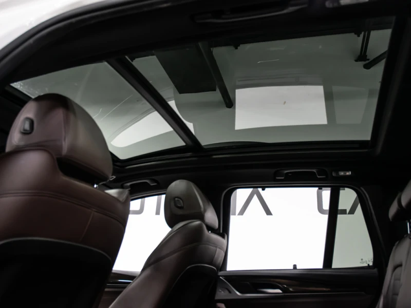 BMW X3 M40i HEADS UP BLIND SPOTS NAVI REAR VIEW CAMERA, снимка 16 - Автомобили и джипове - 53447939