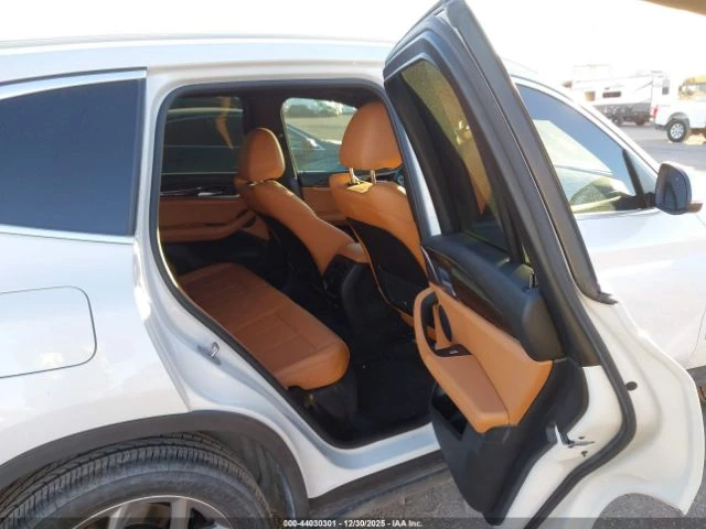 BMW X3 SDRIVE30I* ДИГИТАЛНО* ТАБЛО KEYLESS* , снимка 12 - Автомобили и джипове - 53806023