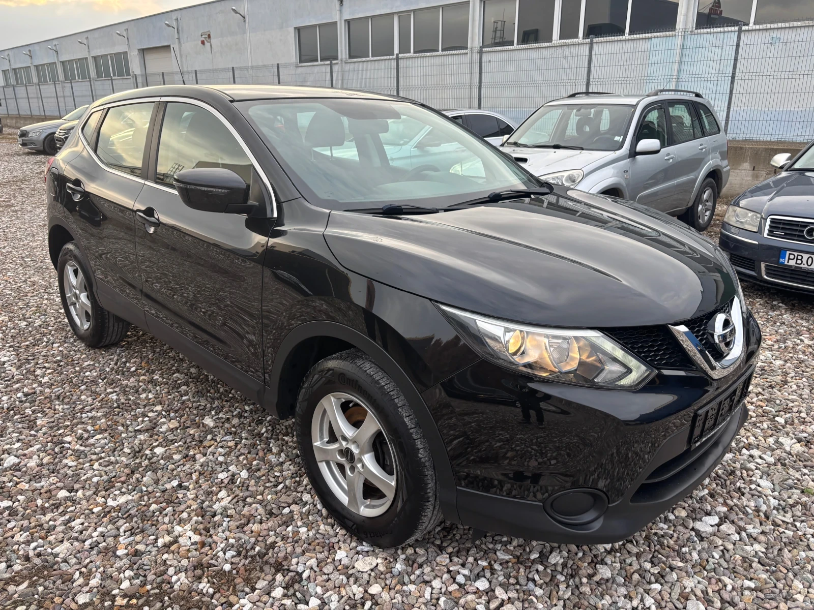 Nissan Qashqai 1.2 T, снимка 1