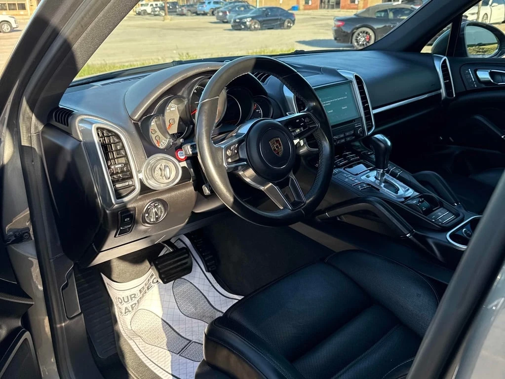 Porsche Cayenne * AWD 4dr * CARFAX * БЕЗ ПЪРВОНАЧАЛНА ВНОСКА - изображение 5