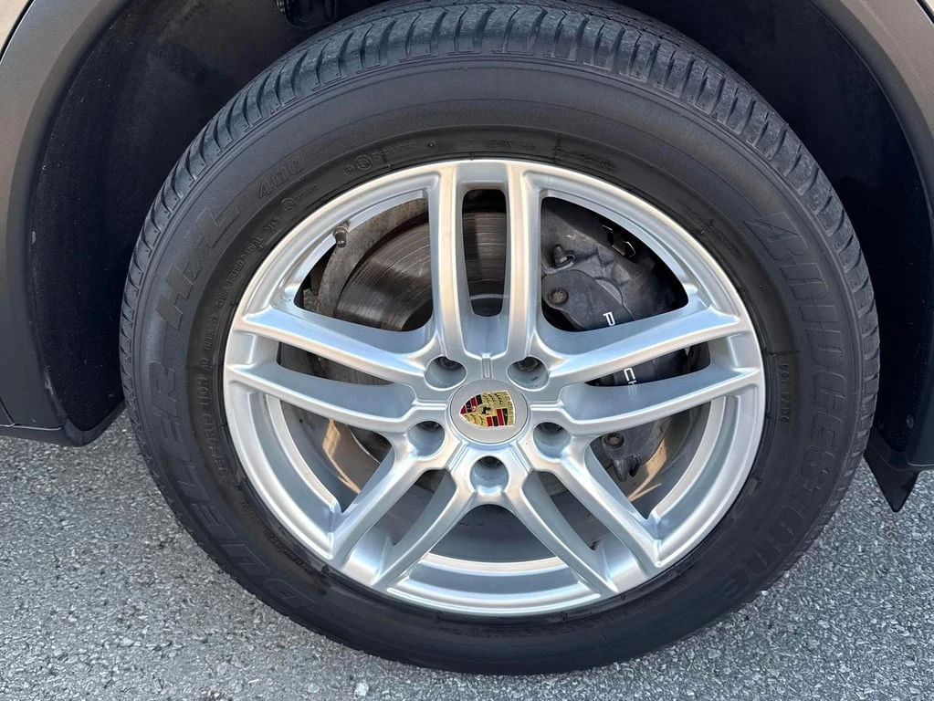 Porsche Cayenne * AWD 4dr * CARFAX * БЕЗ ПЪРВОНАЧАЛНА ВНОСКА - изображение 7