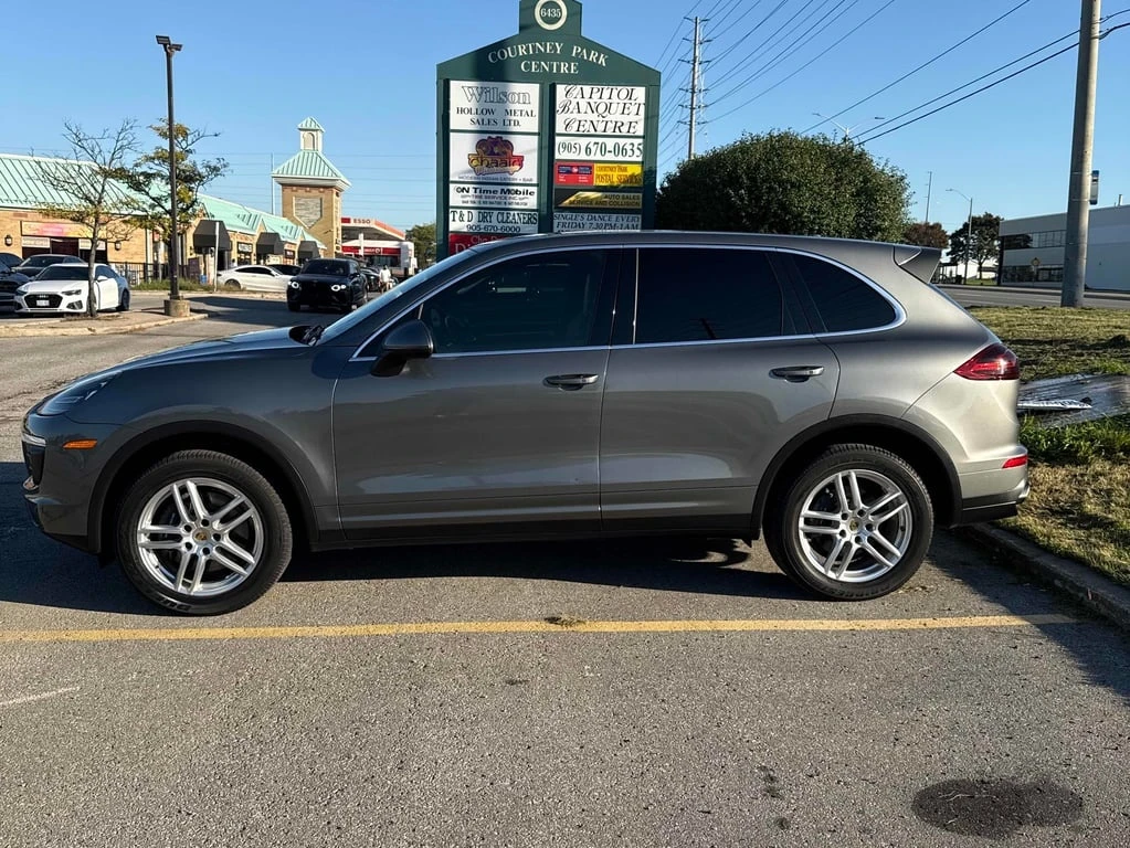 Porsche Cayenne * AWD 4dr * CARFAX * БЕЗ ПЪРВОНАЧАЛНА ВНОСКА - изображение 2
