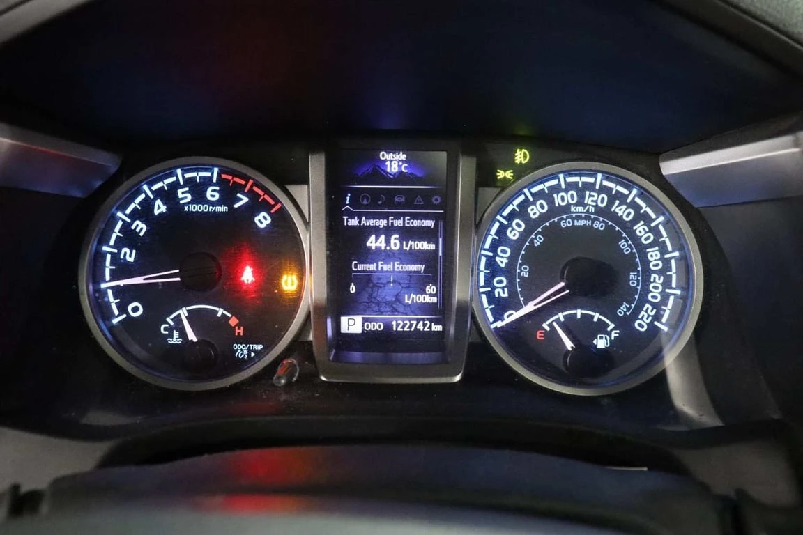 Toyota Tacoma * Limited * CARFAX * БЕЗ ПЪРВОНАЧАЛНА ВНОСКА - изображение 8