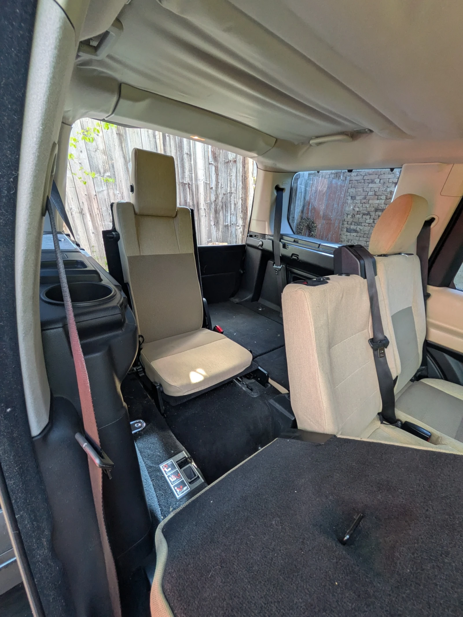 Land Rover Discovery 3, снимка 14 - Автомобили и джипове - 54728763