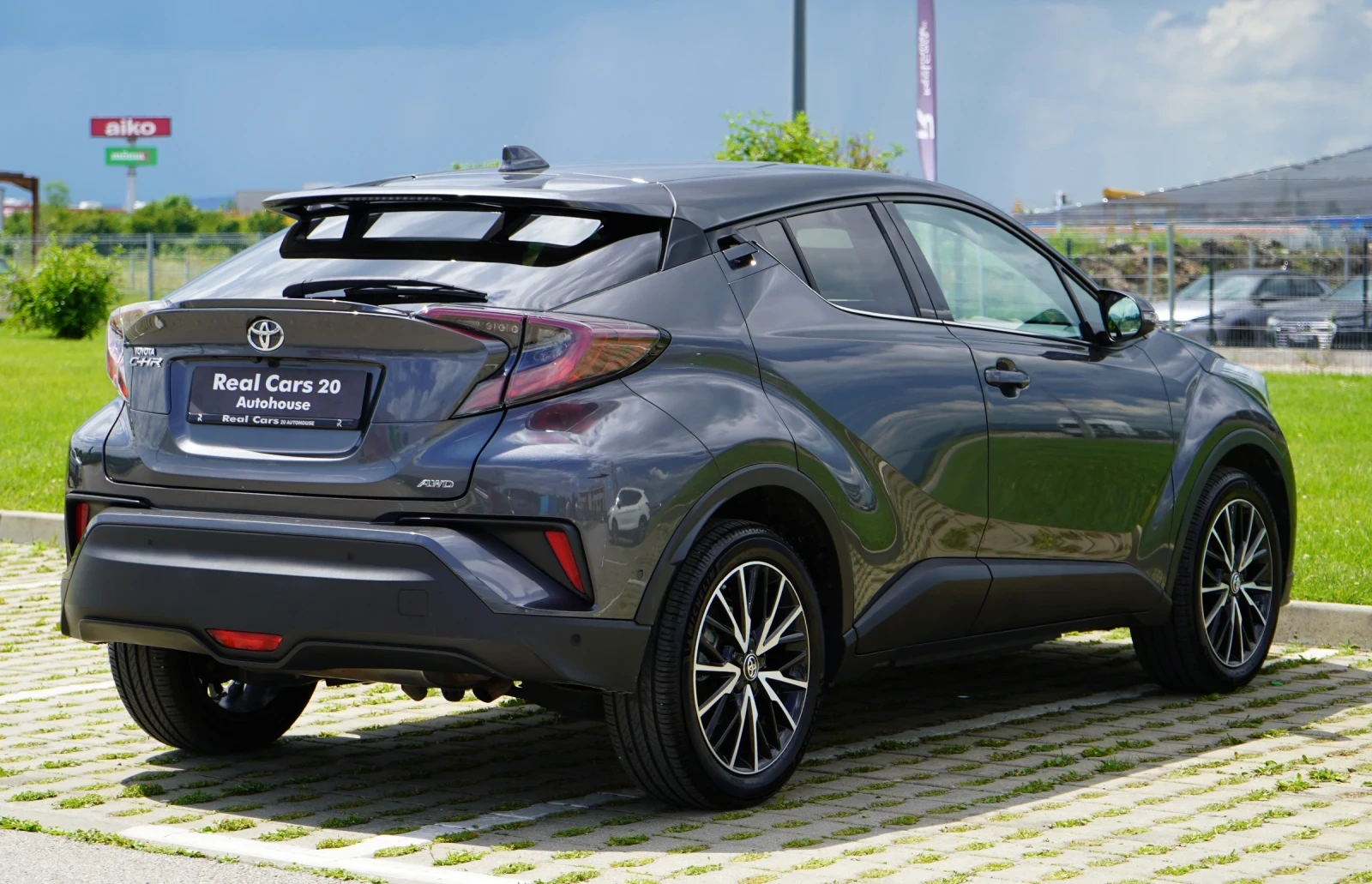 Toyota C-HR 1.2I* 4X4* CLASSY* ГАРАНЦИЯ* РЕГИСТРИРАНА* , снимка 4 - Автомобили и джипове - 54763265