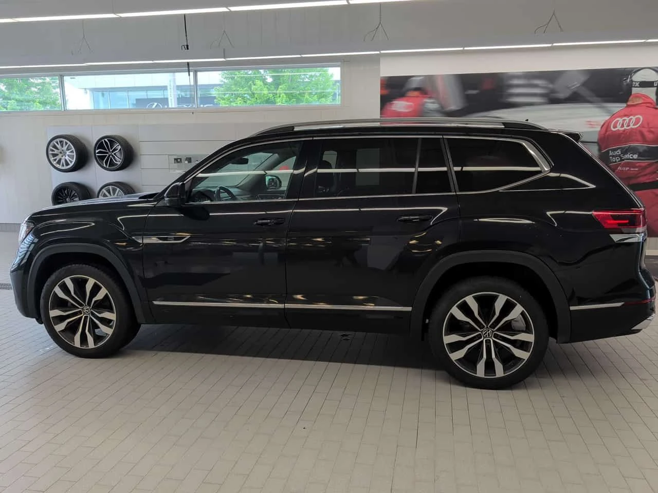 VW Atlas * Execline * АВТОКРЕДИТ БЕЗ ПЪРВОНАЧАЛНА ВНОСКА* , снимка 2 - Автомобили и джипове - 55275454