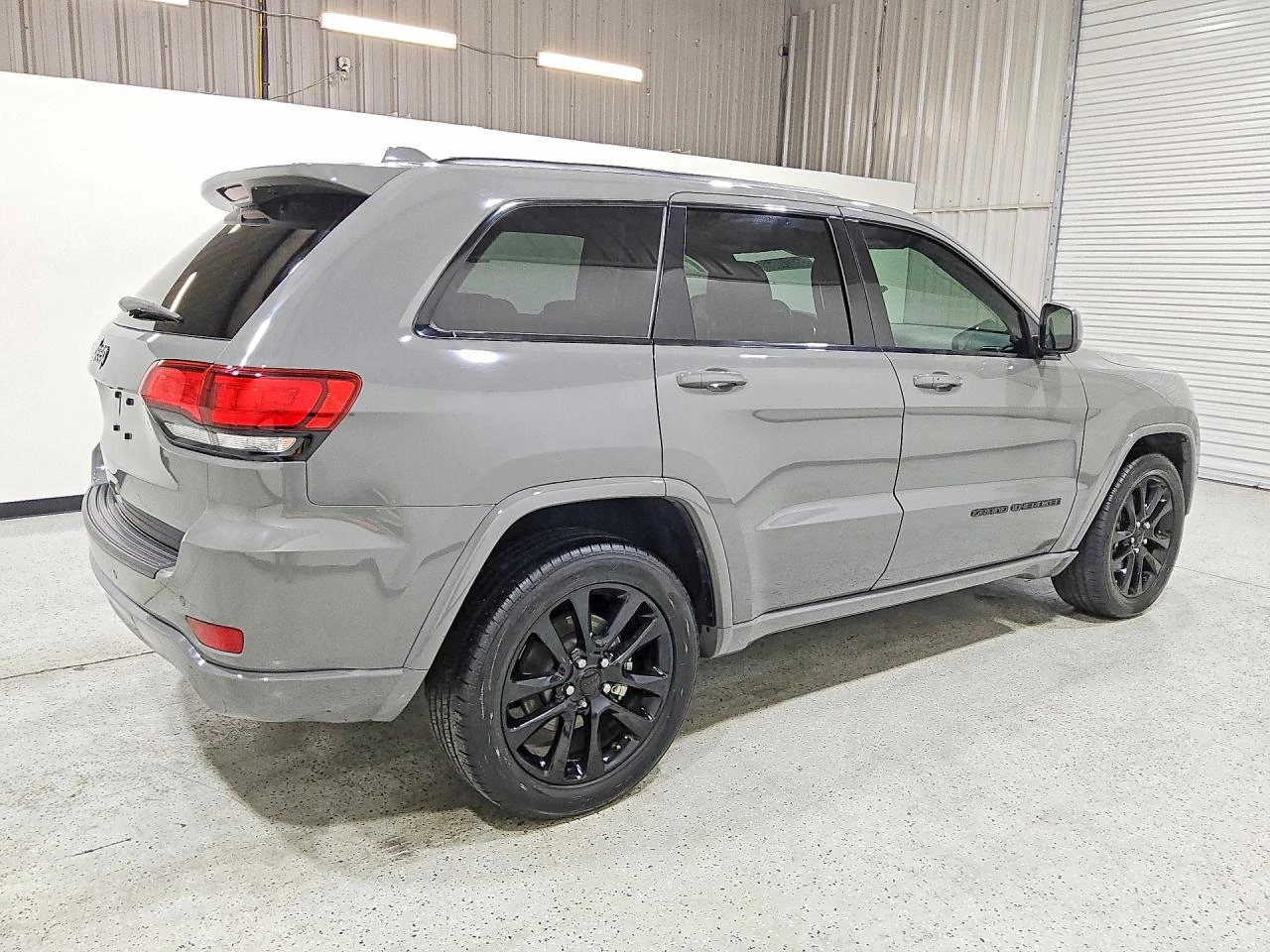 Jeep Grand cherokee, снимка 3 - Автомобили и джипове - 55279204