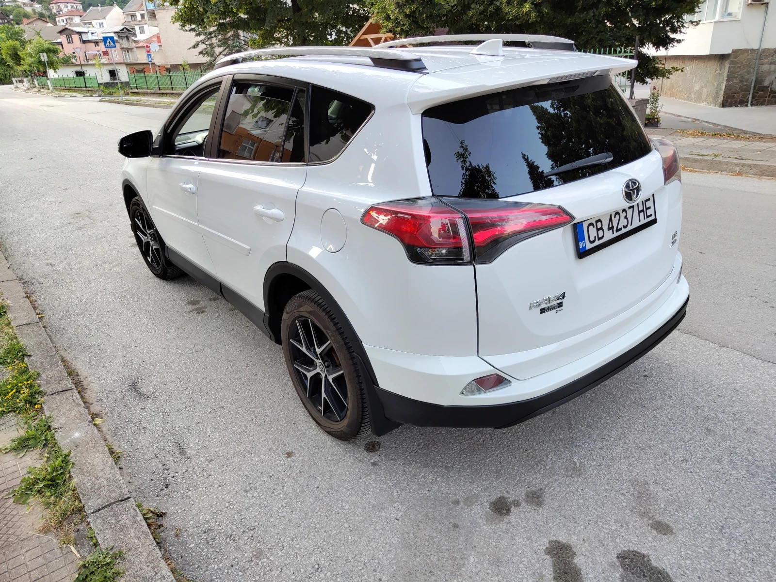 Toyota Rav4, снимка 8 - Автомобили и джипове - 55795537