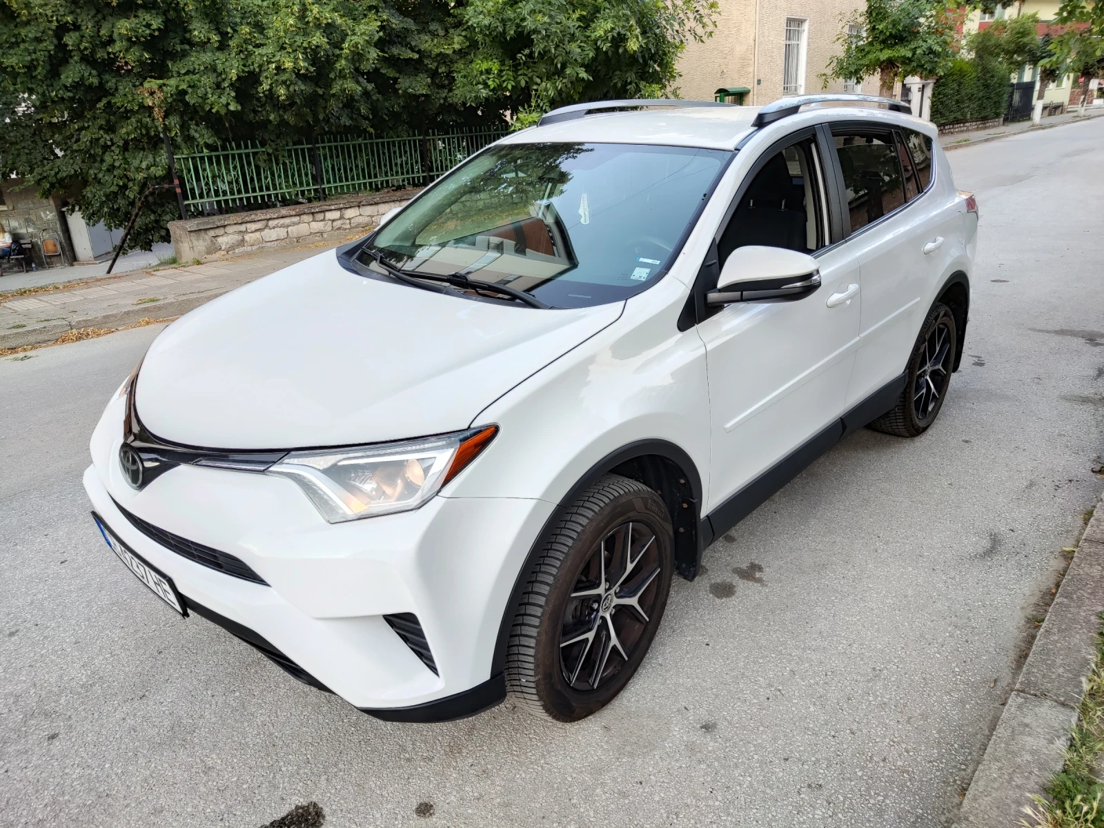 Toyota Rav4, снимка 3 - Автомобили и джипове - 55795537