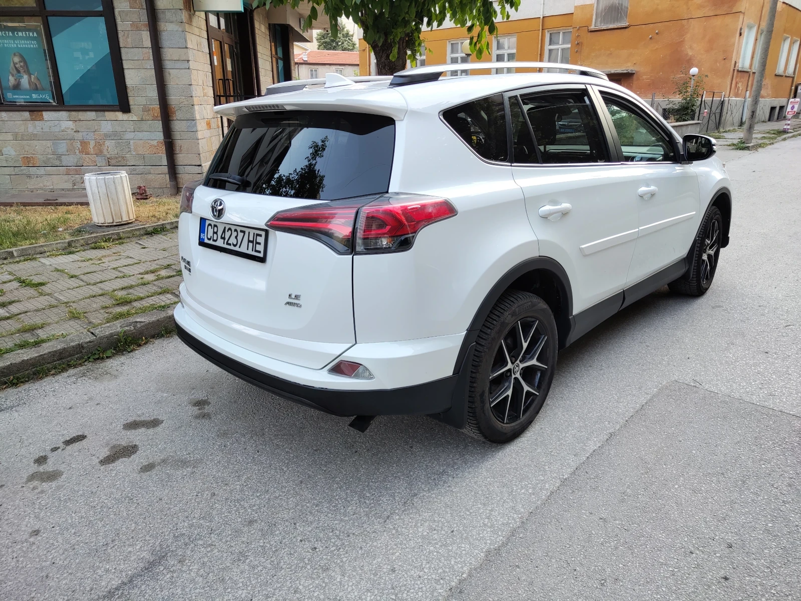 Toyota Rav4, снимка 6 - Автомобили и джипове - 55795537