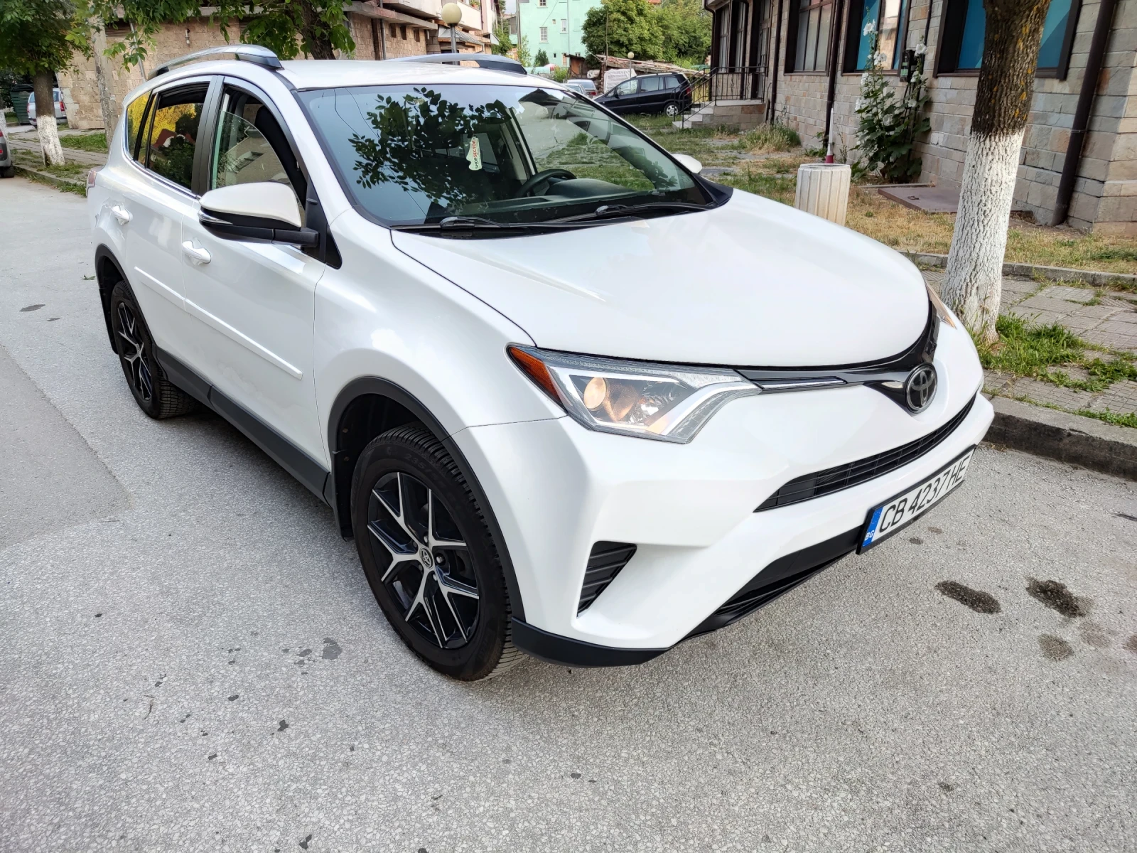 Toyota Rav4, снимка 4 - Автомобили и джипове - 55795537