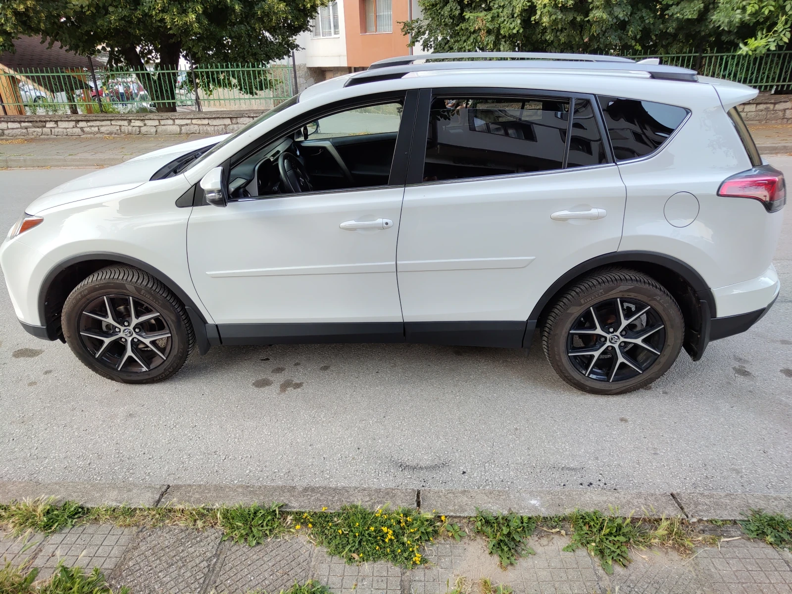 Toyota Rav4, снимка 7 - Автомобили и джипове - 55795537