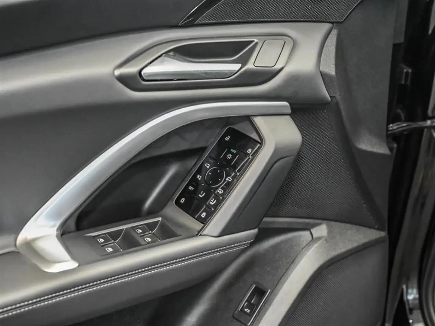 Audi Q5 PROGRESSIV S LINE ЦЕНА ДО БЪЛГАРИЯ АВТОКРЕДИТ, снимка 9 - Автомобили и джипове - 55878609
