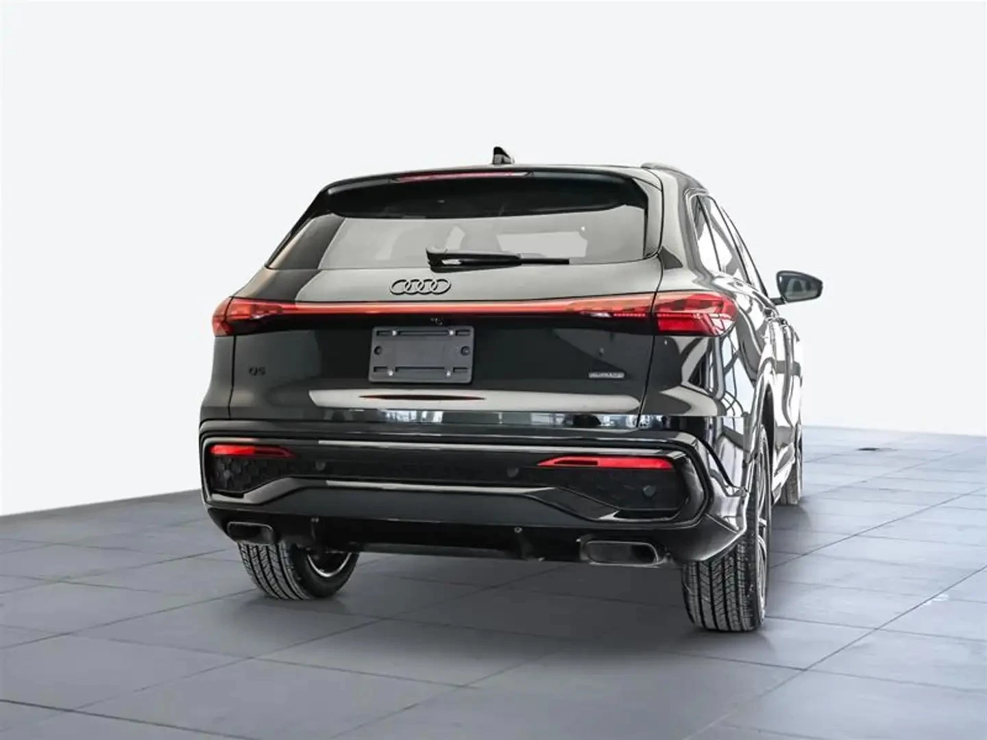 Audi Q5 PROGRESSIV S LINE ЦЕНА ДО БЪЛГАРИЯ АВТОКРЕДИТ, снимка 4 - Автомобили и джипове - 55878609