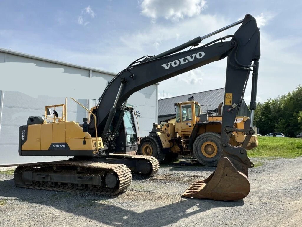 Багер Volvo EC 220 EL ЛИЗИНГ - изображение 4