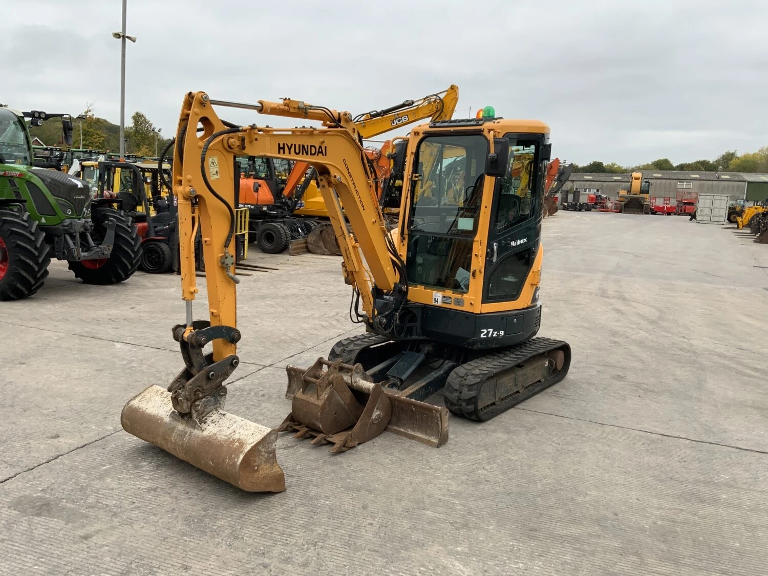  Hyundai Robex 27Z-9 | Mobile.bg   1