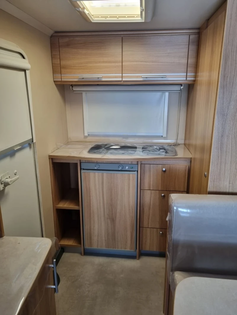 Каравана Caravelair RUBIS, снимка 5 - Каравани и кемпери - 48015694