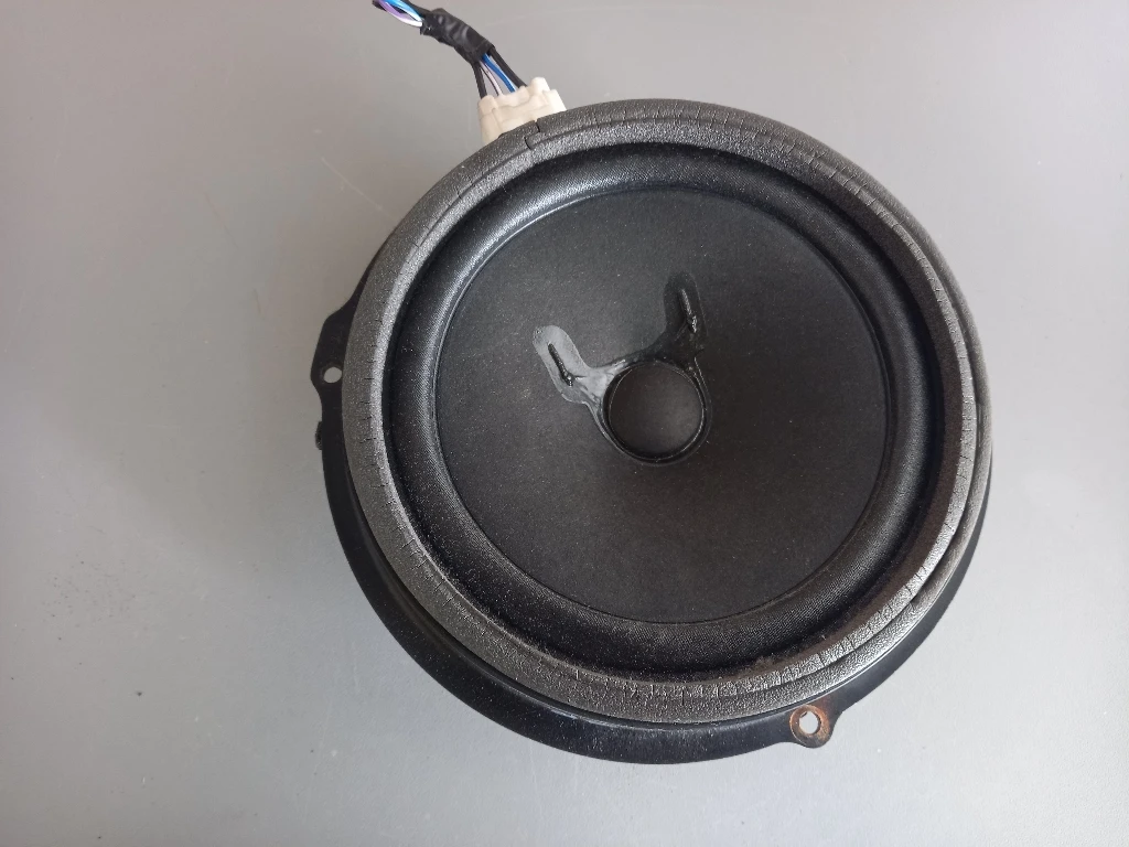 ��������� ��������������� ����� ����� ���� � ���� (S) | Mobile.bg � ����������� 1