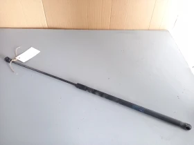 Амортисьор преден капак Фолксваген Пасат Б6 (к)