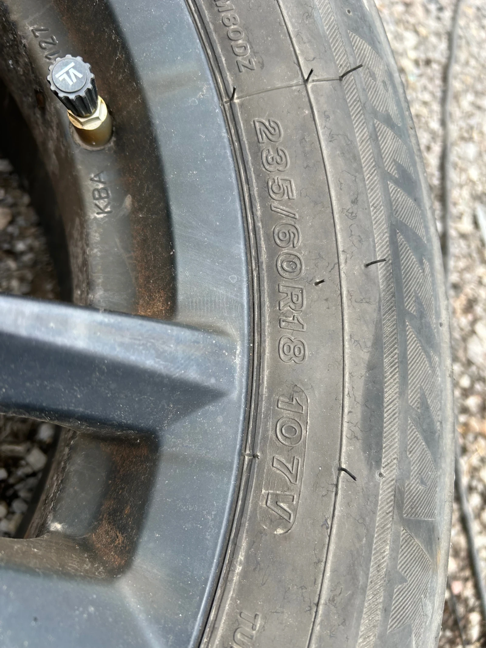 ���� � ������ 235/60R18 �� Kia Sorento | Mobile.bg � ����������� 2