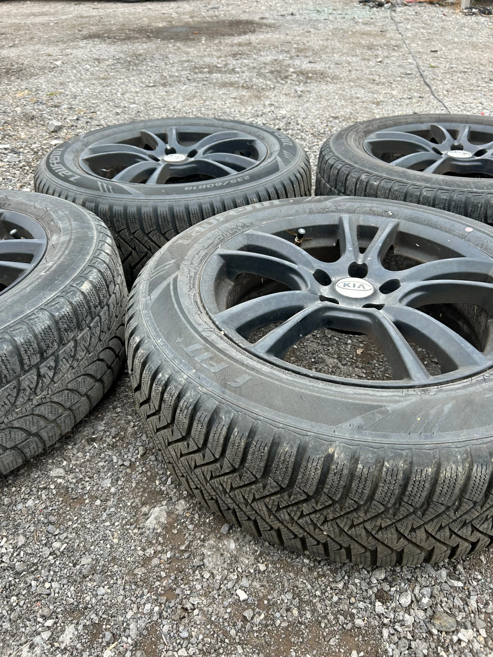 ���� � ������ 235/60R18 �� Kia Sorento | Mobile.bg � ����������� 5
