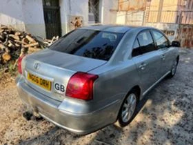 Toyota Avensis 1.8 VVT-I 129кс. НА ЧАСТИ, снимка 5