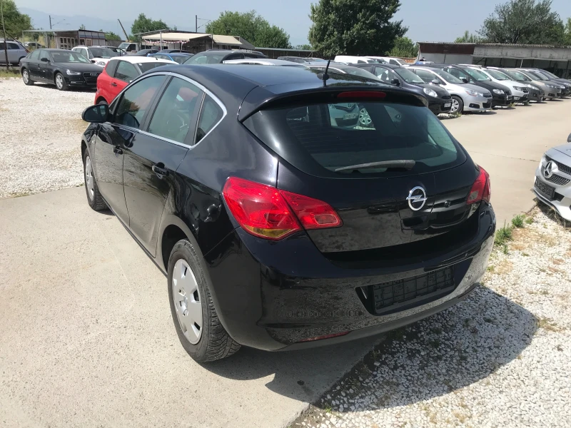 Opel Astra 1.6 i, снимка 4 - Автомобили и джипове - 41519423