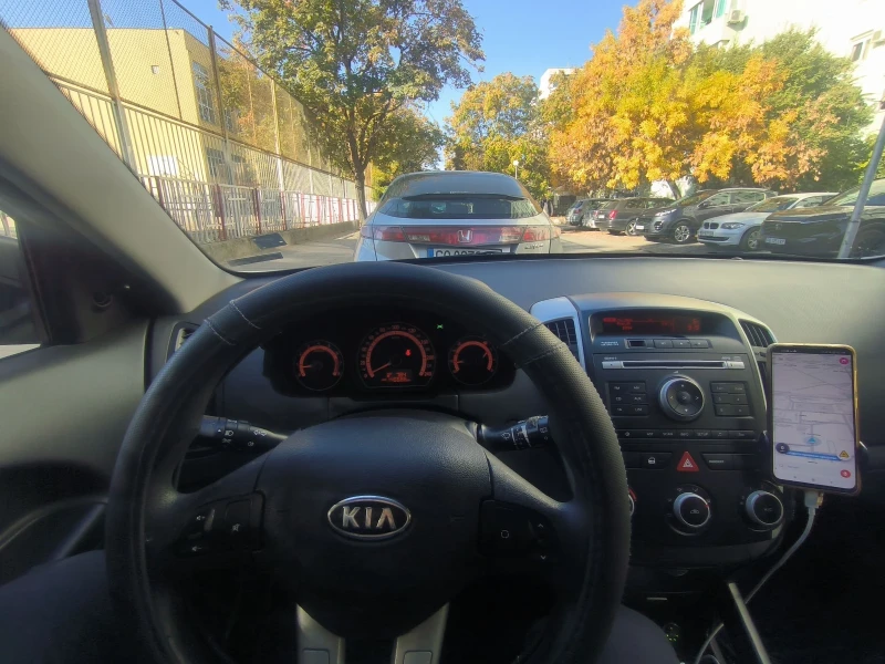 Kia Ceed 1.4 , снимка 5 - Автомобили и джипове - 47681290