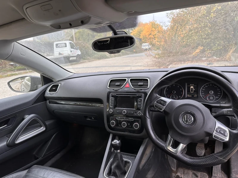 VW Scirocco 1.4tsi 122, снимка 9 - Автомобили и джипове - 47780244